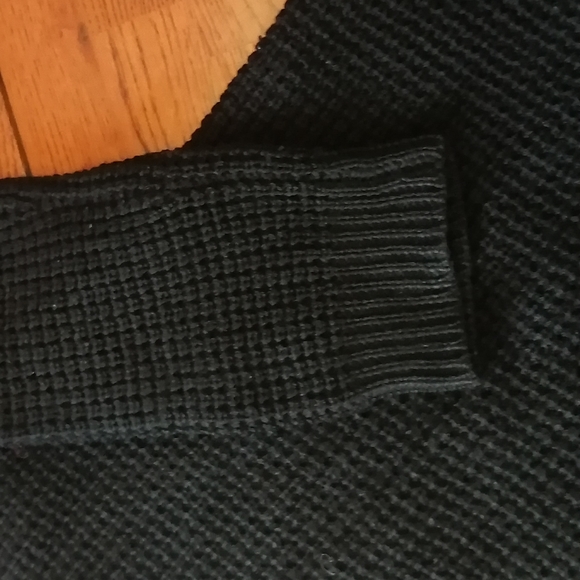 PRICE DROP! Aritzia Isabelli Sweater - Picture 6 of 6